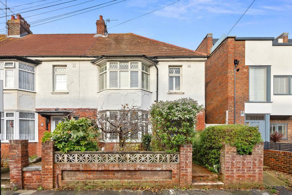 3 bedroom end of terrace house for sale in Marmion Road, Hove, BN3 5FS, BN3