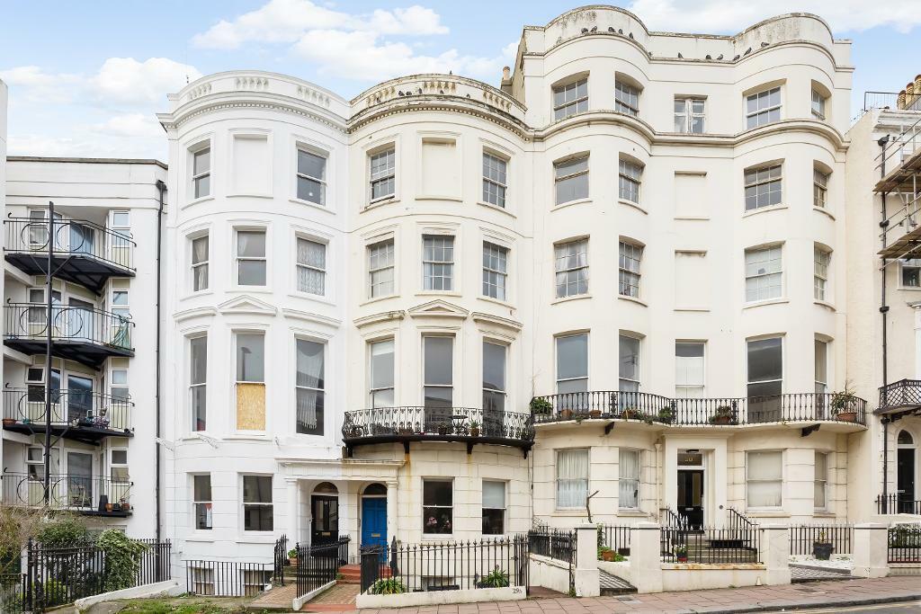 2 bedroom apartment for sale in Montpelier Road, Brighton, BN1 2LQ, BN1