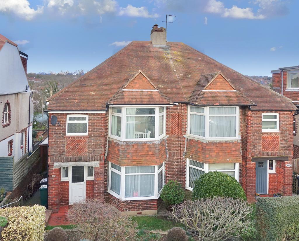 4 bedroom semidetached house for rent in Nevill Road, Hove, East