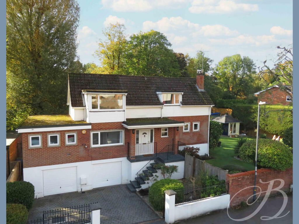Main image of property: Ray Park Road, Maidenhead, SL6