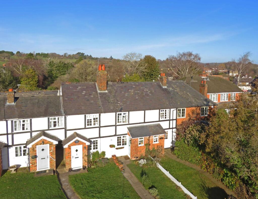 Main image of property: High Road, Cookham, SL6