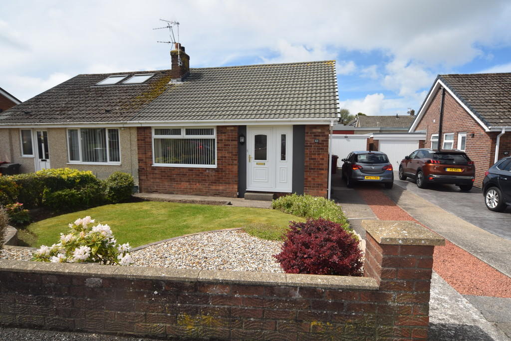 2 bedroom semidetached bungalow for sale in Whinlatter Drive, Barrow