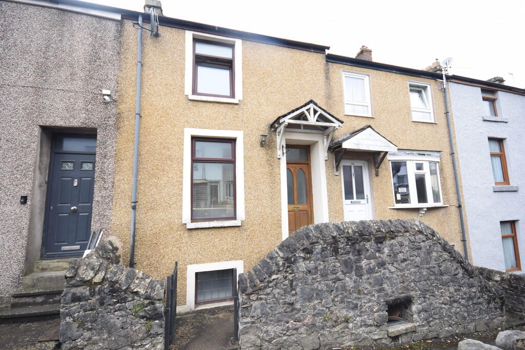 3 bedroom terraced house