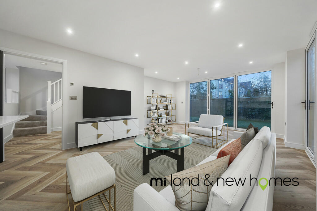 Main image of property: Scarlet Oaks, Oakwood, N14