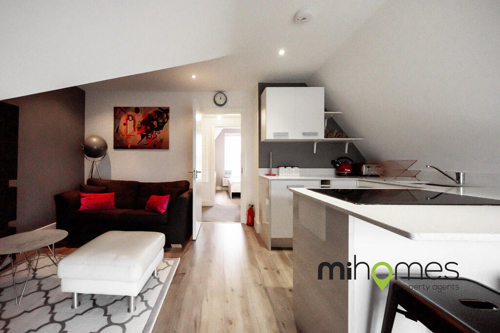 Main image of property: Beaconsfield Road, London, N11