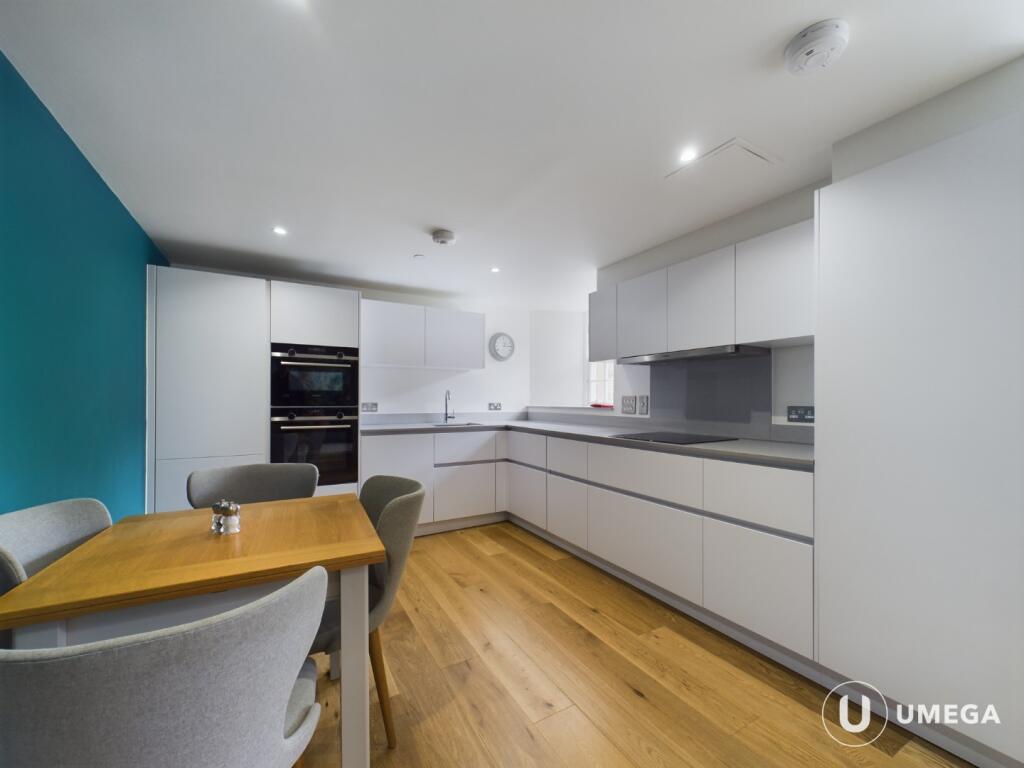2 bedroom flat for rent in Sassoon Grove, Morningside, Edinburgh, EH10
