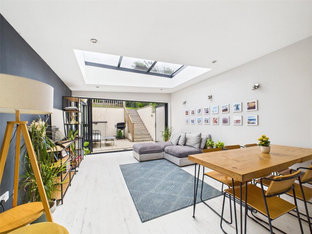 Main image of property: Balcarres Street, Edinburgh, Midlothian, EH10