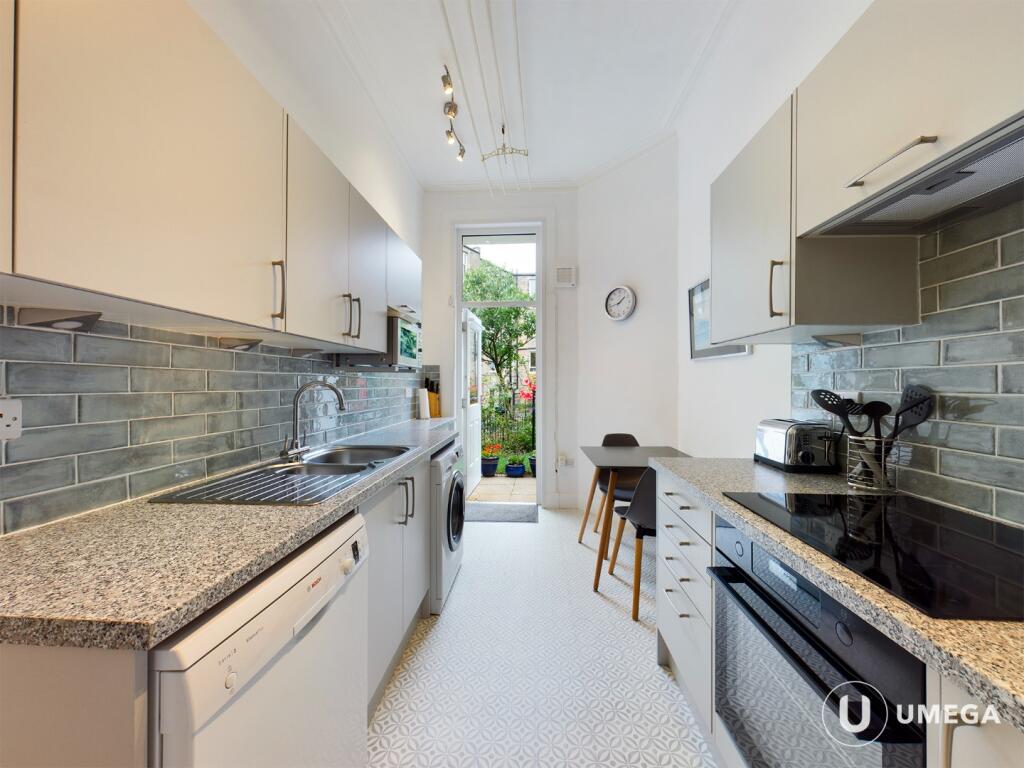 Main image of property: Heriot Hill Terrace, Canonmills, Edinburgh, EH7