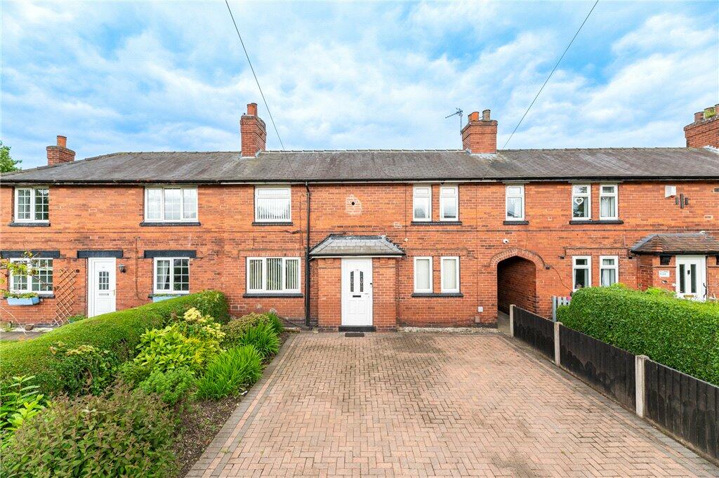 3 bedroom terraced house for sale in Ingle Avenue, Morley, Leeds, West