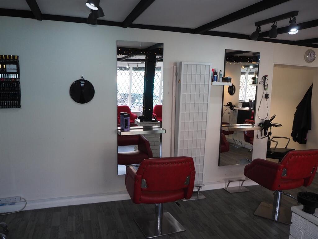 Hairdressers or barber shop for sale in Hair Salons, County Durham, DH1
