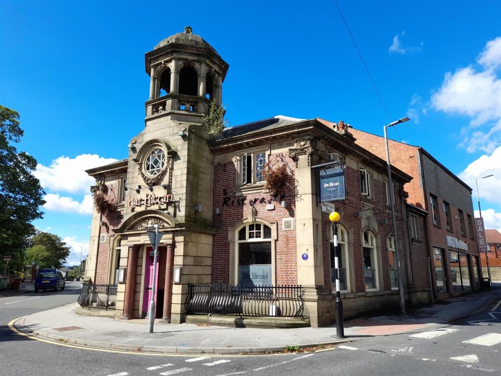 Pub for sale in Restaurants, Horbury, West Yorkshire, WF4