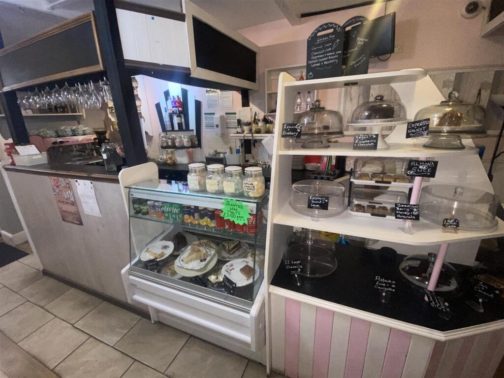 Cafe for sale in Cafe & Sandwich Bars, West Yorkshire, HD6