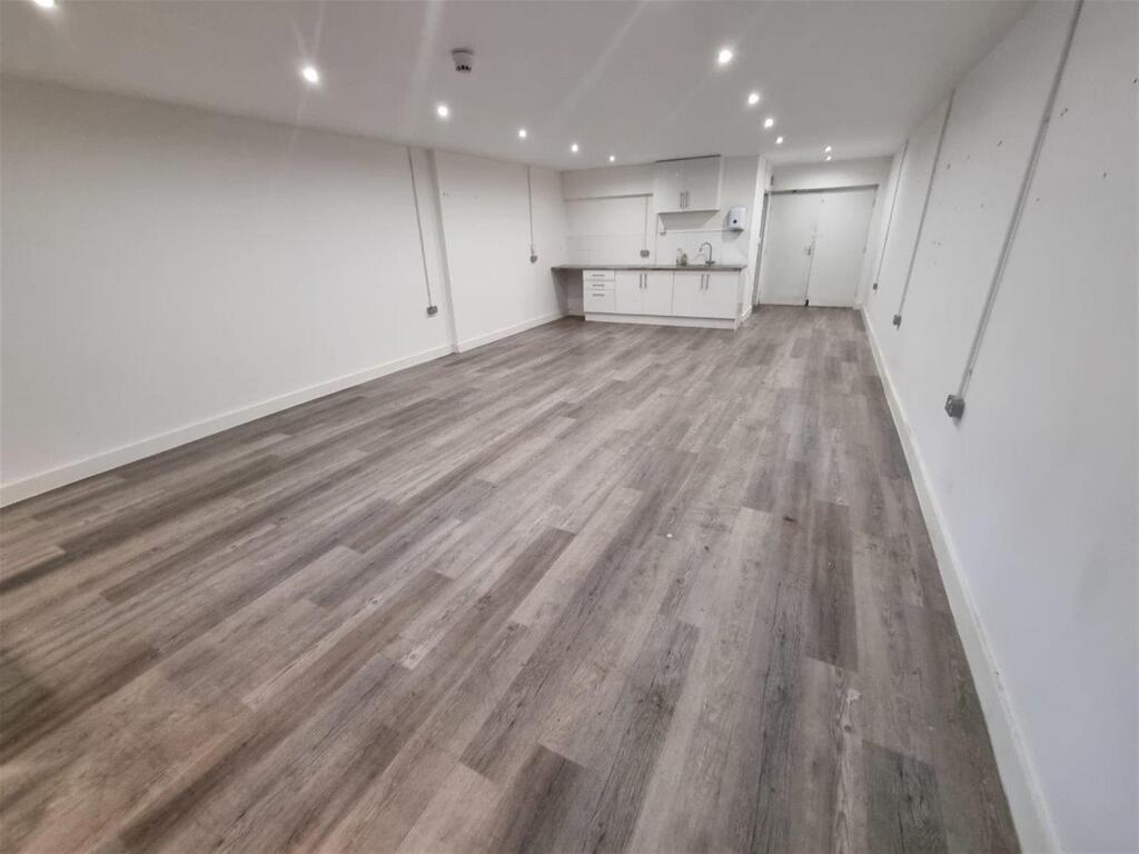Additional property image - Vacant Unit, West Yorkshire