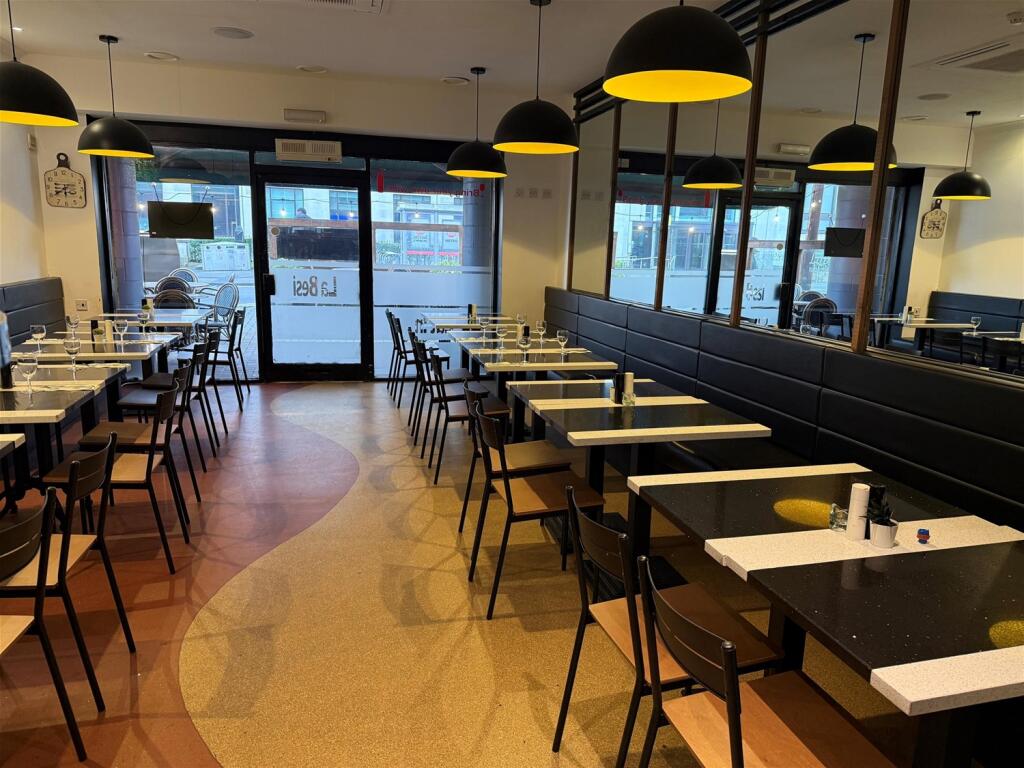 Main image of property: Cafe & Sandwich Bars, West Yorkshire