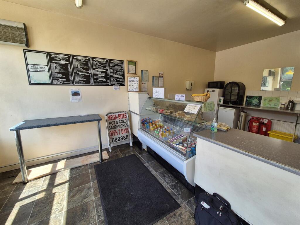 Main image of property: Cafe & Sandwich Bars, West Yorkshire
