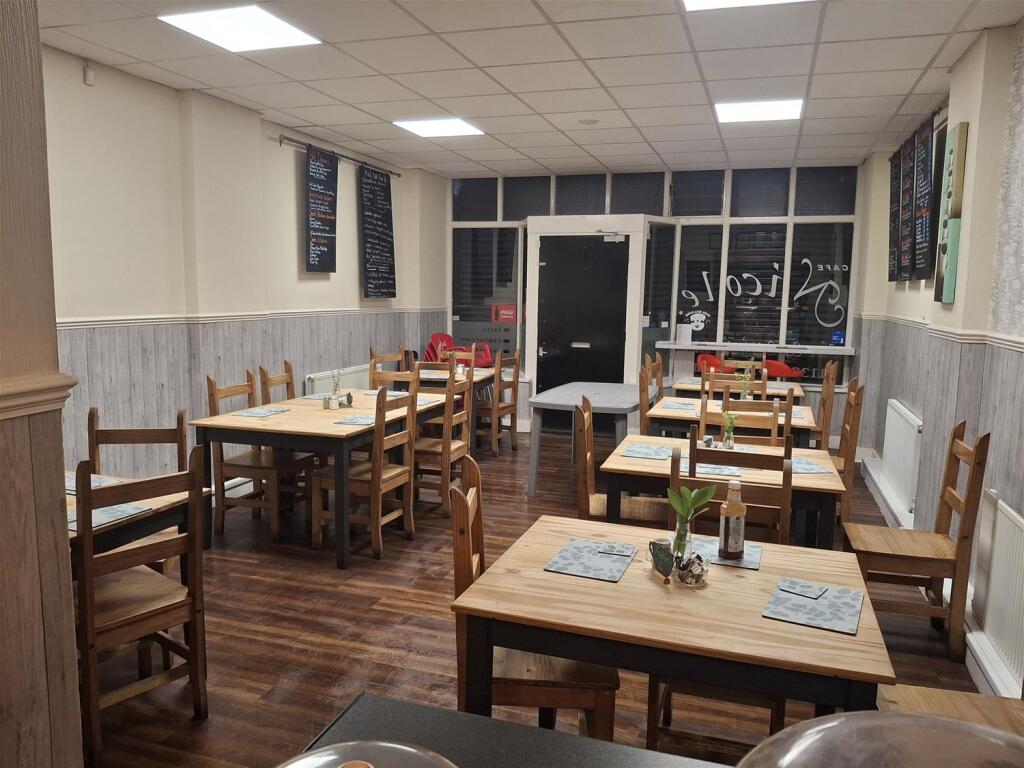 Main image of property: Cafe & Sandwich Bars, Morley, West Yorkshire