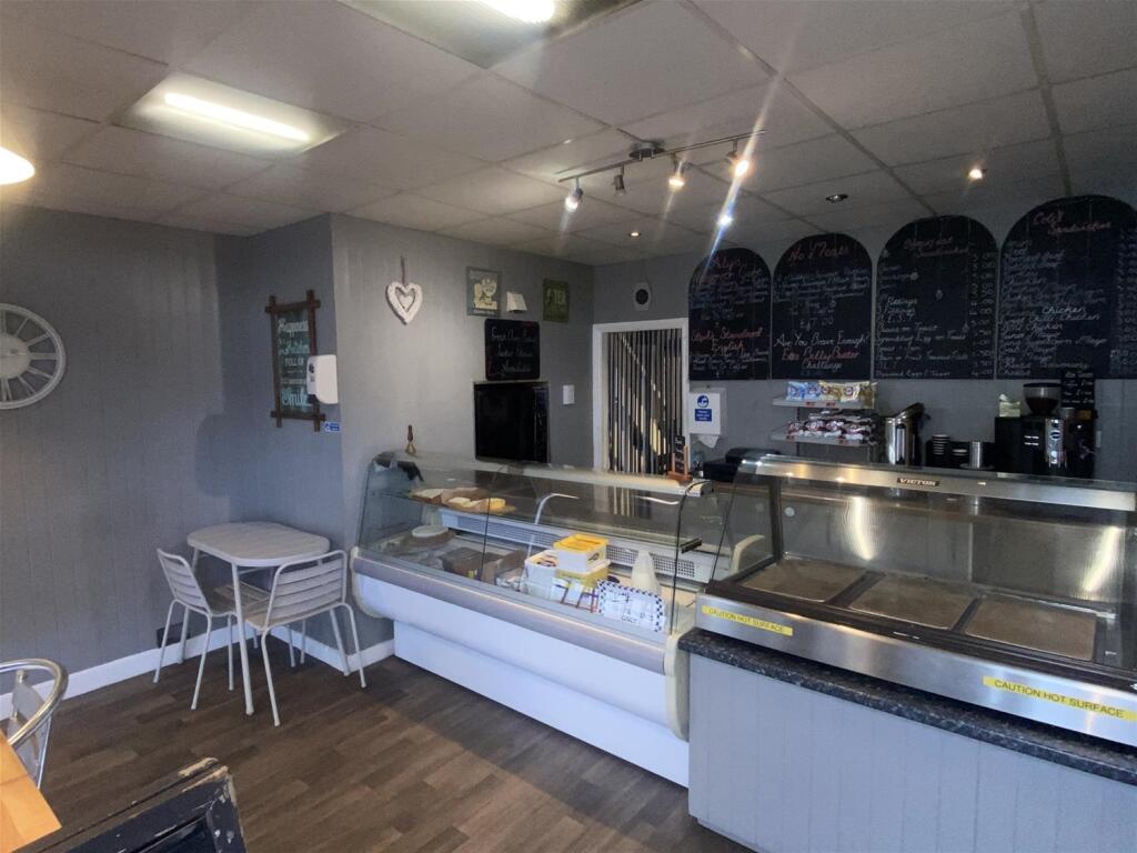 Main image of property: Cafe & Sandwich Bars, West Yorkshire