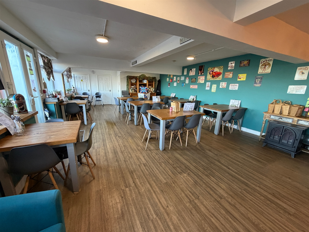 Main image of property: Cafe & Sandwich Bars, Denholme, West Yorkshire