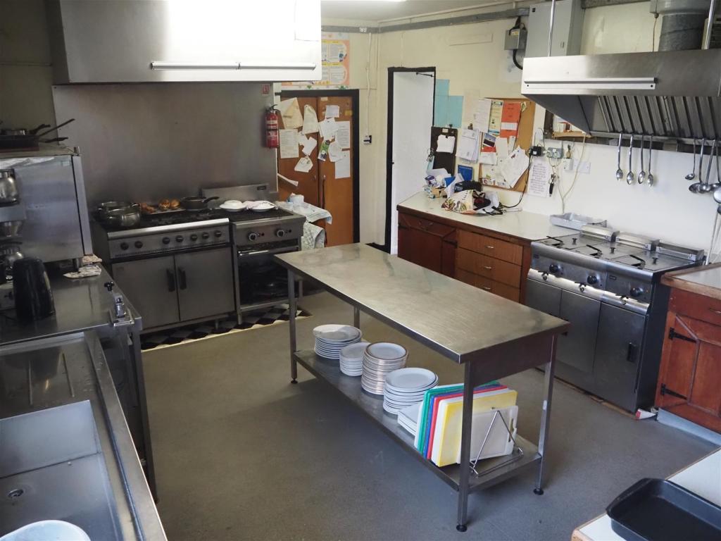 10 bedroom guest house for sale in Licenced Trade, Pubs & Clubs, HortoninRibblesdale, North