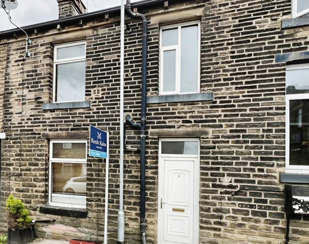 Main image of property: Whitcliffe Road, Cleckheaton, West Yorkshire, BD19