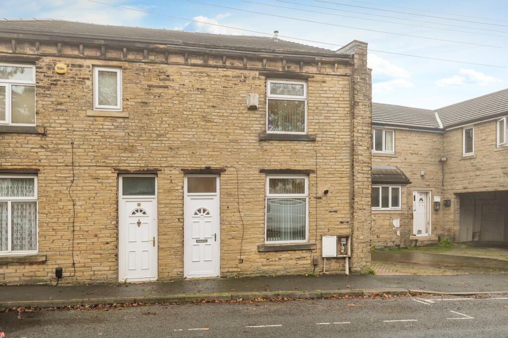 2 Bedroom Terraced House For Sale In Huddersfield Road Wyke Bradford