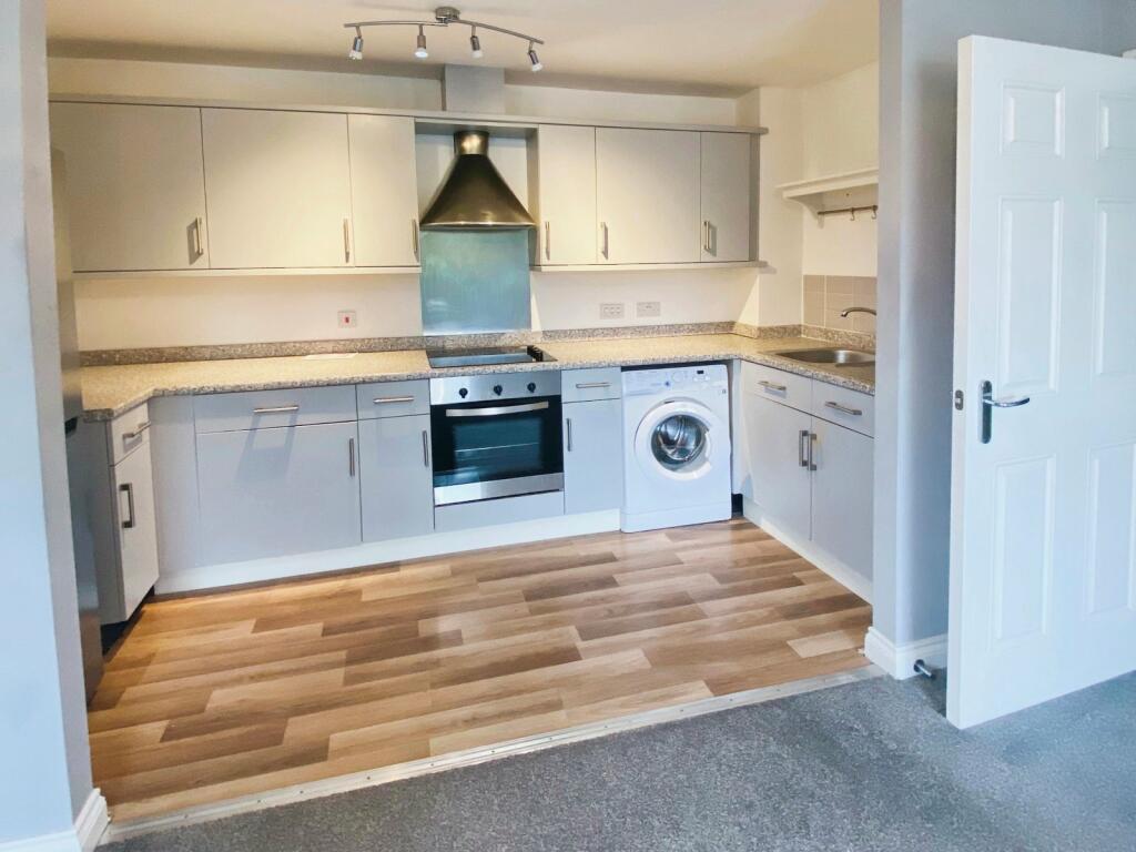 Additional image 4 of Manor Park Road, Cleckheaton, West Yorkshire, BD19