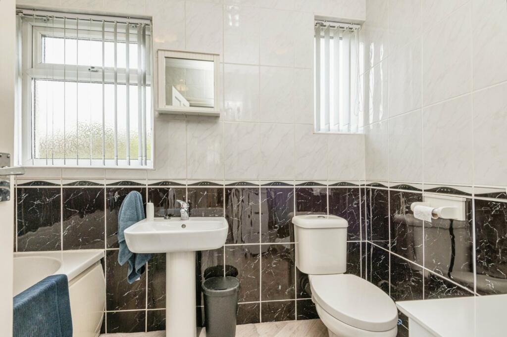 Additional image 9 of Bradford Road, Birkenshaw, Bradford, West Yorkshire, BD11