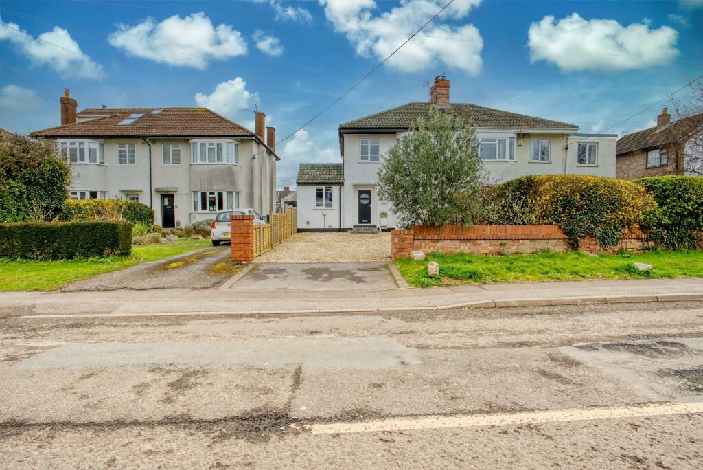 Additional property image - Exceptional extended family home in the village of Cleeve