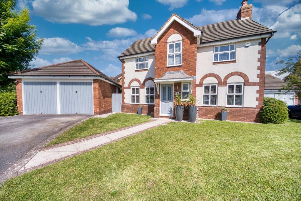 4 bedroom detached house for sale in Stunning double fronted detached ...