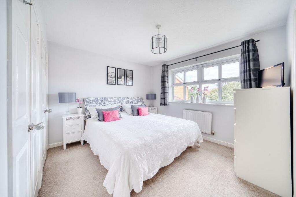 Additional property image - Stunning double fronted detached family home in a sought after location on the fringes of Yatton village