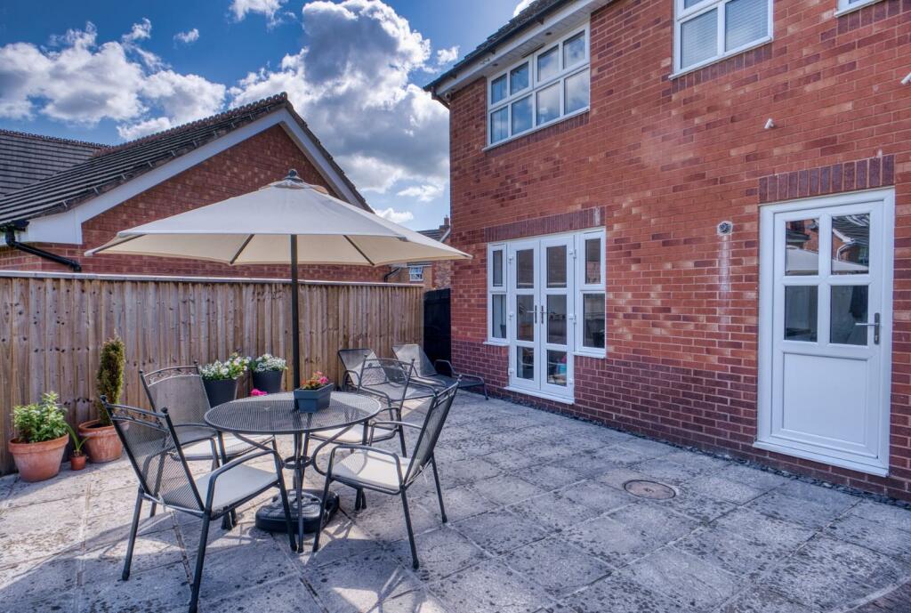Additional property image - Stunning double fronted detached family home in a sought after location on the fringes of Yatton village
