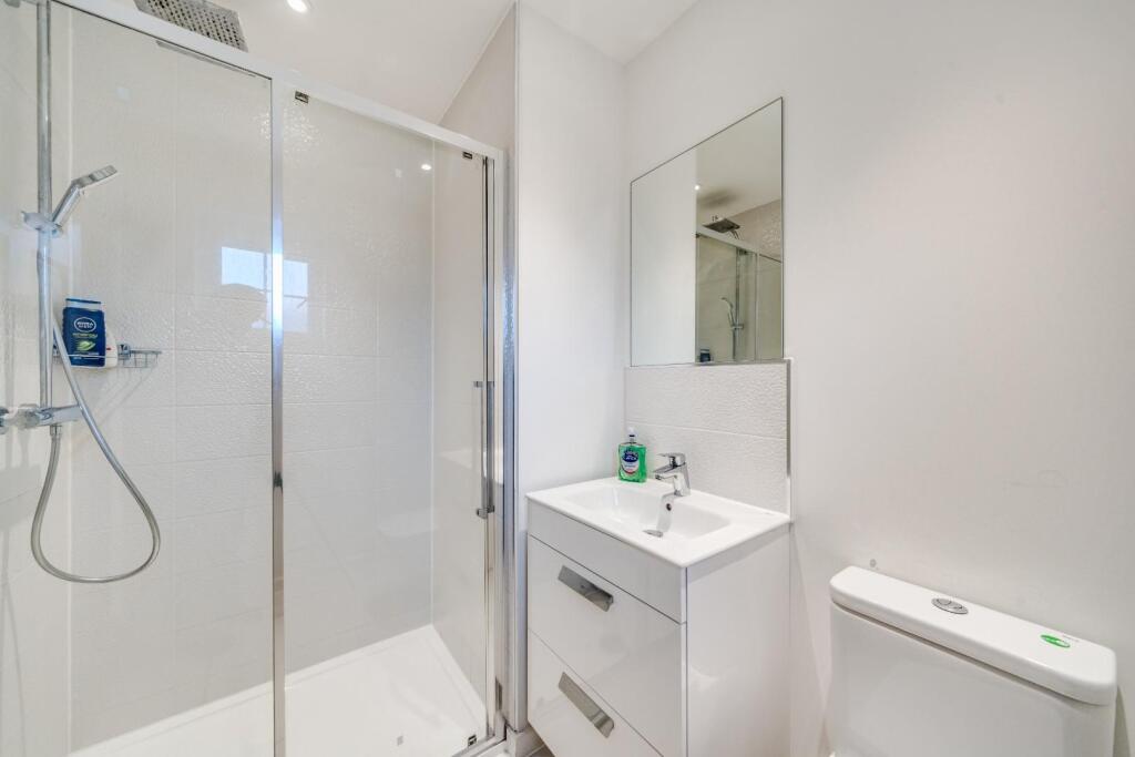 Additional property image - Exceptional modern family home in Yatton's popular Chestnut Park