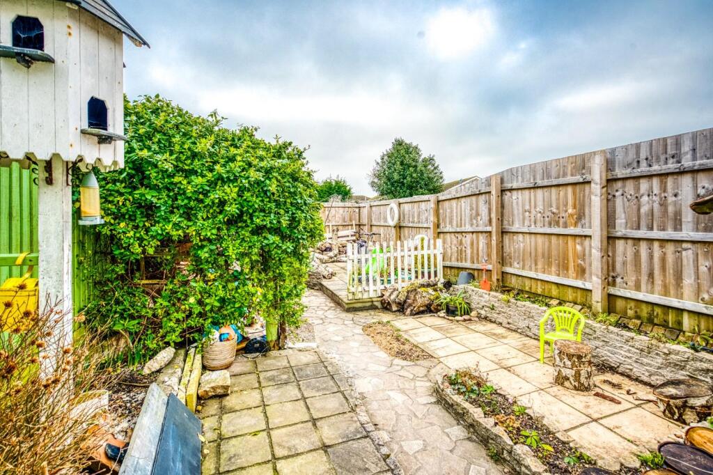 Additional property image - Beautiful period home, ideally situated for access to all of Yatton's ameneties