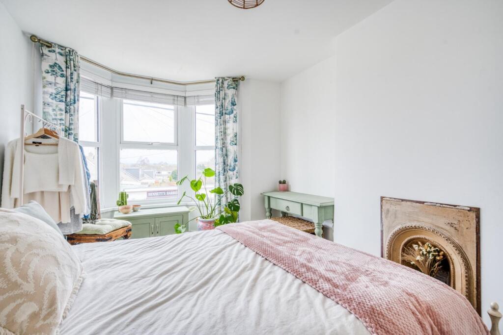 Additional property image - Beautiful period home, ideally situated for access to all of Yatton's ameneties