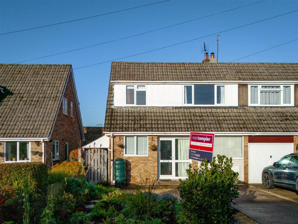 Main image of property: Well presented family home in Congresbury