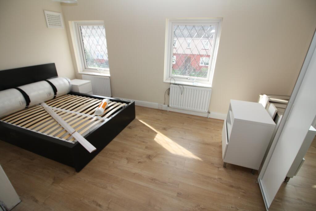 Additional property image - Queen Margarets Road, ,