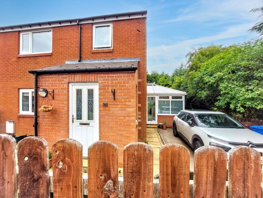 3 bedroom semi-detached house