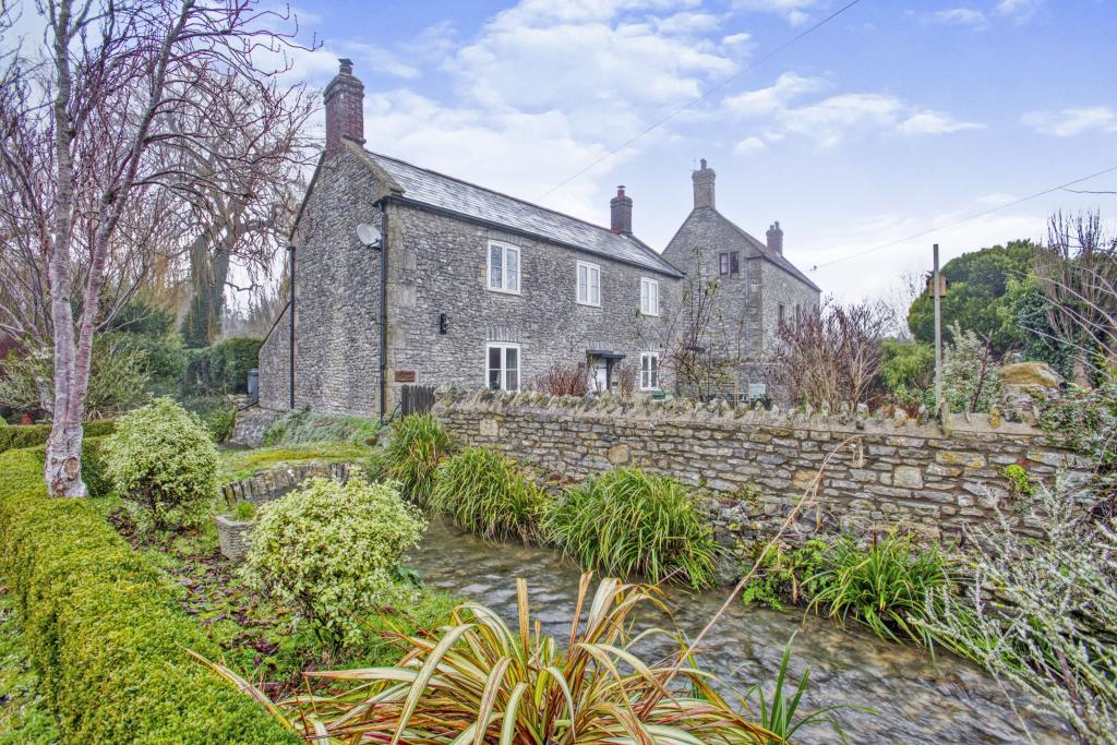 2 bedroom detached house for sale in Stoney Stratton, Shepton Mallet, BA4