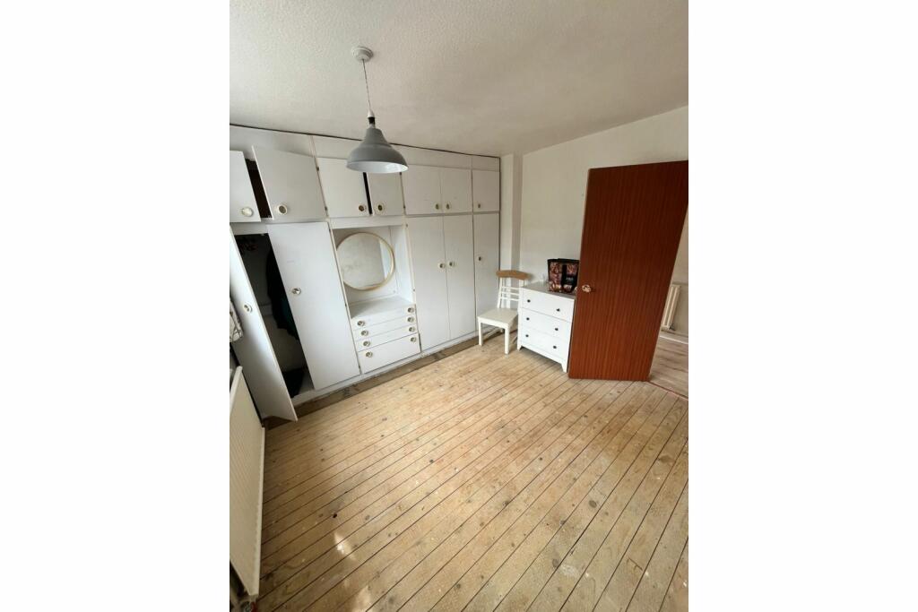 Additional property image - St. Thomas Road, Trowbridge, BA14