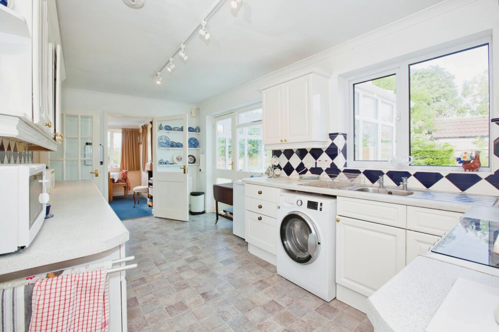 Additional property image - The Cedars, Shepton Mallet, BA4
