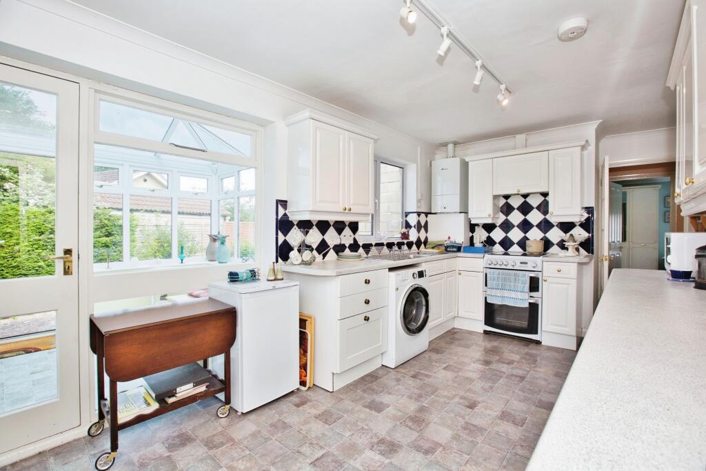 Additional property image - The Cedars, Shepton Mallet, BA4