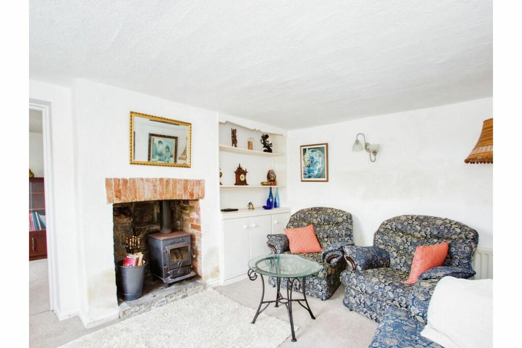 Additional property image - Bere Lane, Glastonbury, BA6