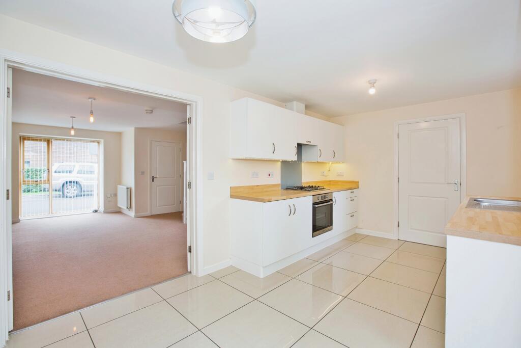 Additional property image - Californian Parade, Street, BA16