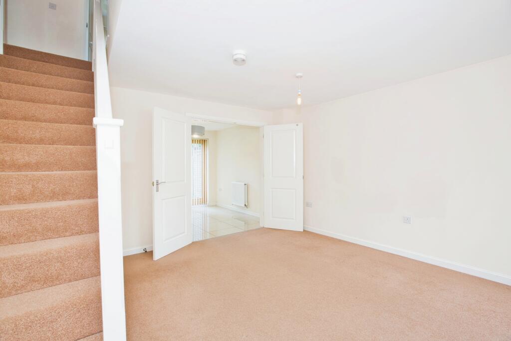 Additional property image - Californian Parade, Street, BA16