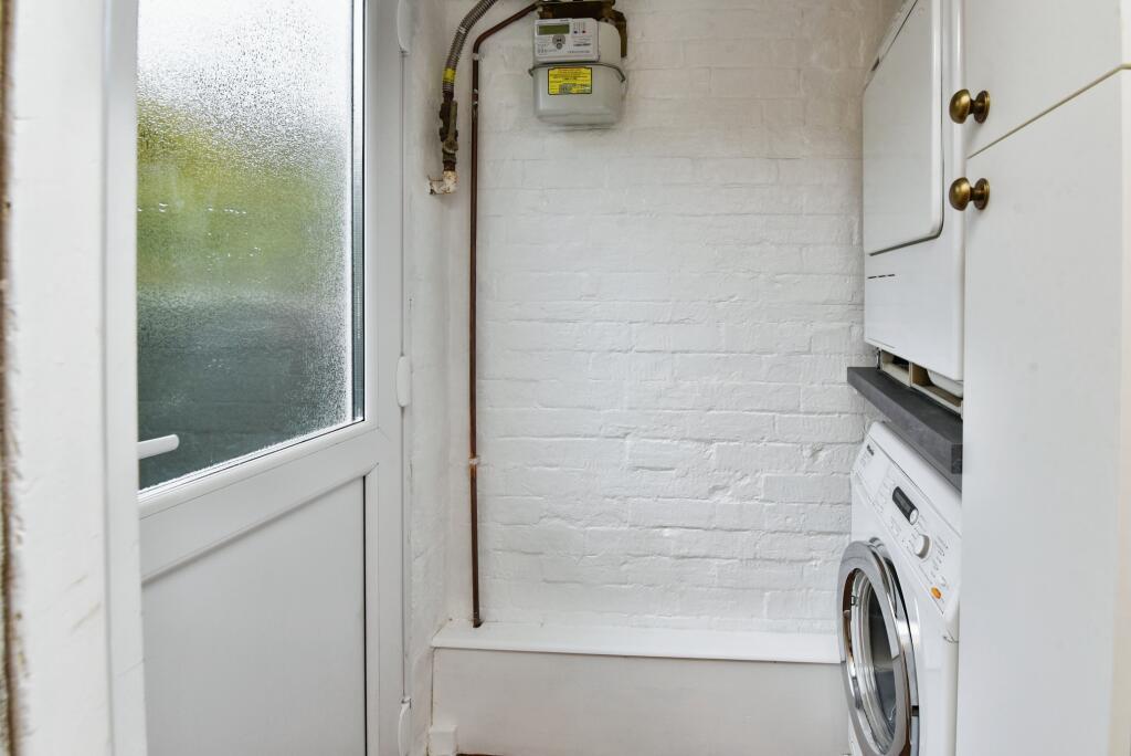 Additional property image - Locks Hill, Frome, BA11