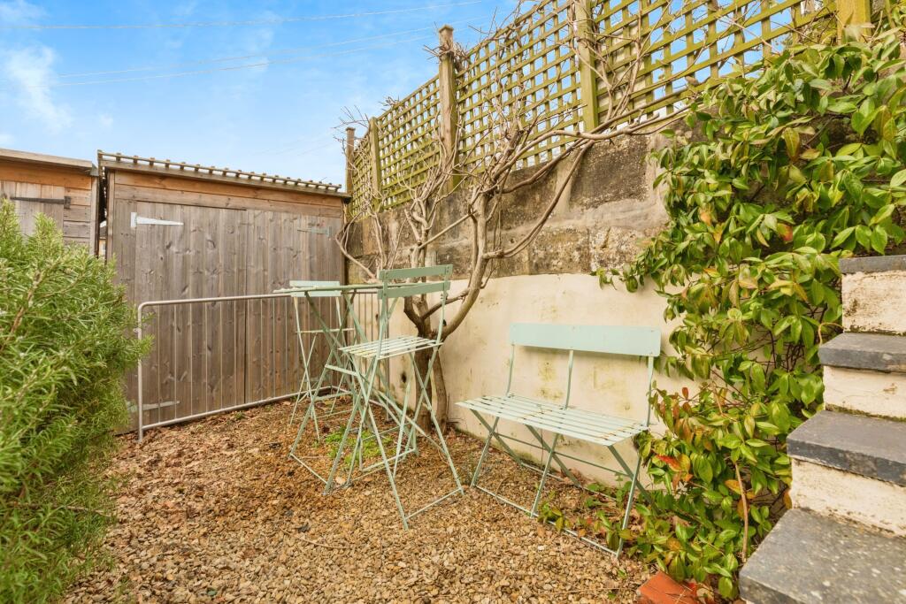 Additional property image - Crescent Gardens, Bath, BA1