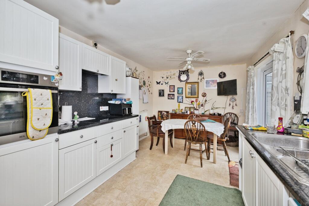 Additional image 3 of Meadow Road, Yeovil, BA21