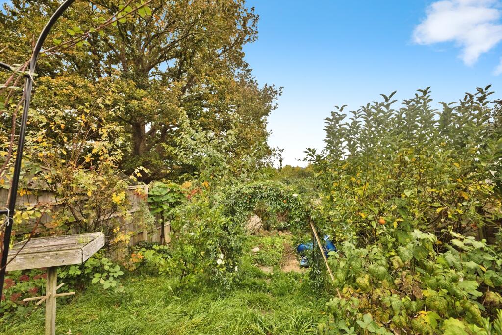 Additional image 17 of Meadow Road, Yeovil, BA21