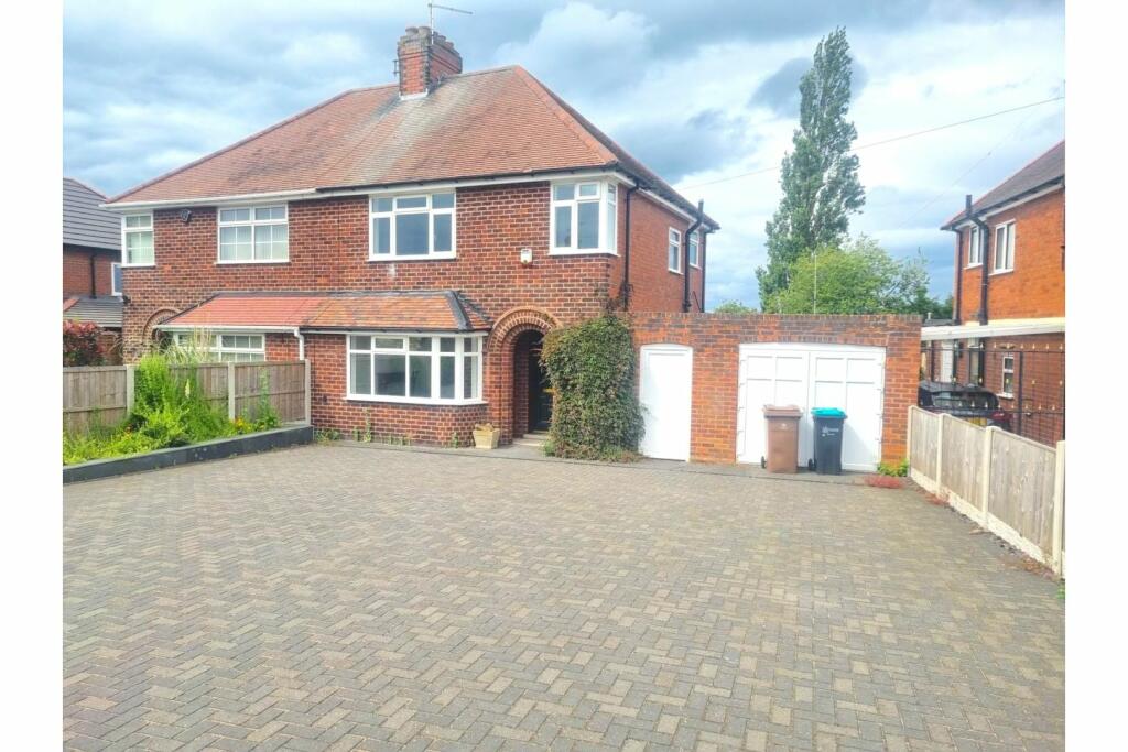 Main image of property: Bancroft Lane, Mansfield, NG18