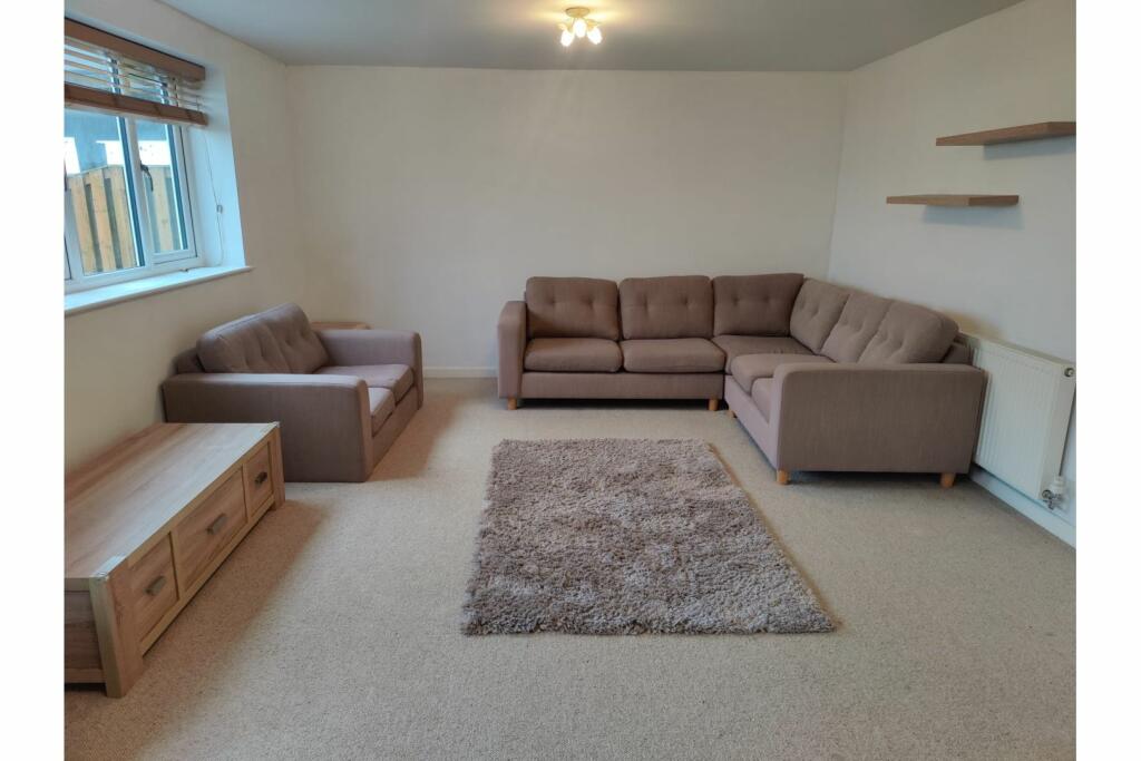 Additional property image - Booth Holme Close, Bradford, BD4